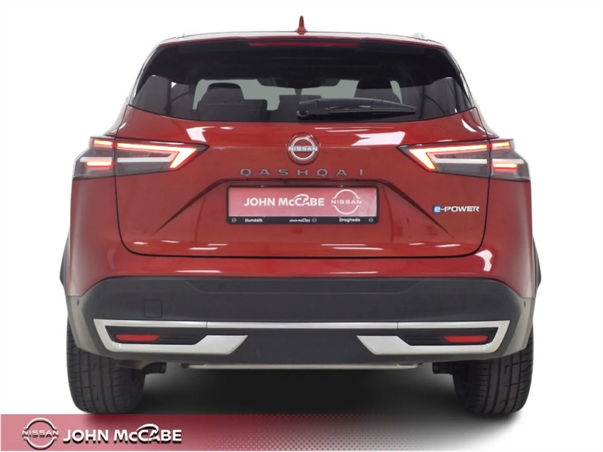Nissan Qashqai MPV, Petrol Hybrid, 2026, Red