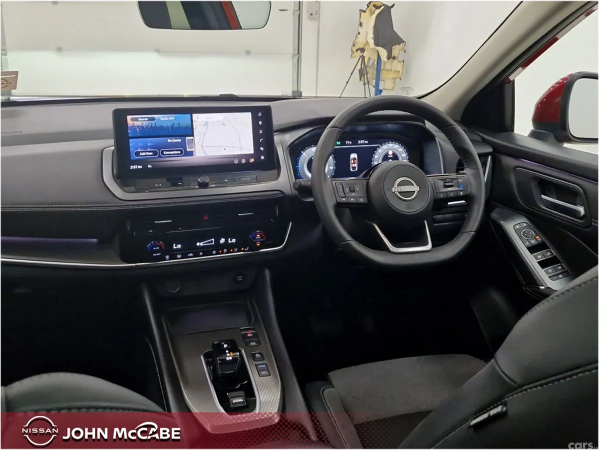 Nissan Qashqai MPV, Petrol Hybrid, 2026, Red