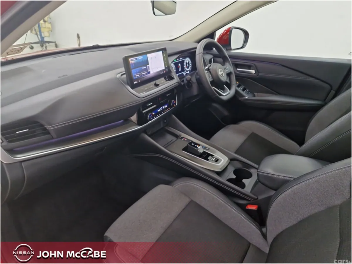 Nissan Qashqai MPV, Petrol Hybrid, 2026, Red