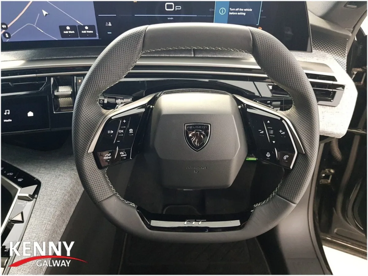 Peugeot 3008 MPV, Electric, 2024, White