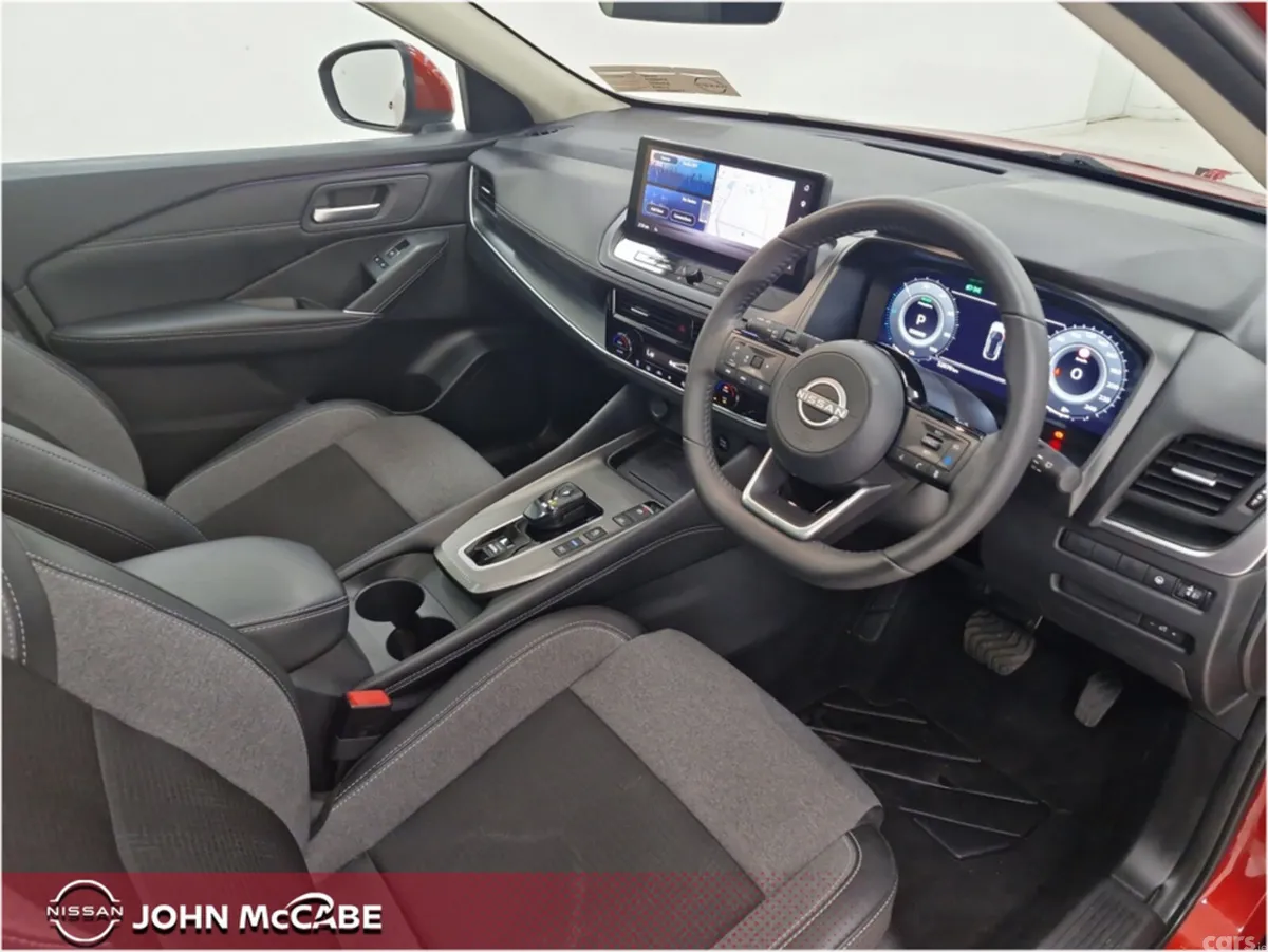 Nissan Qashqai MPV, Petrol Hybrid, 2026, Red