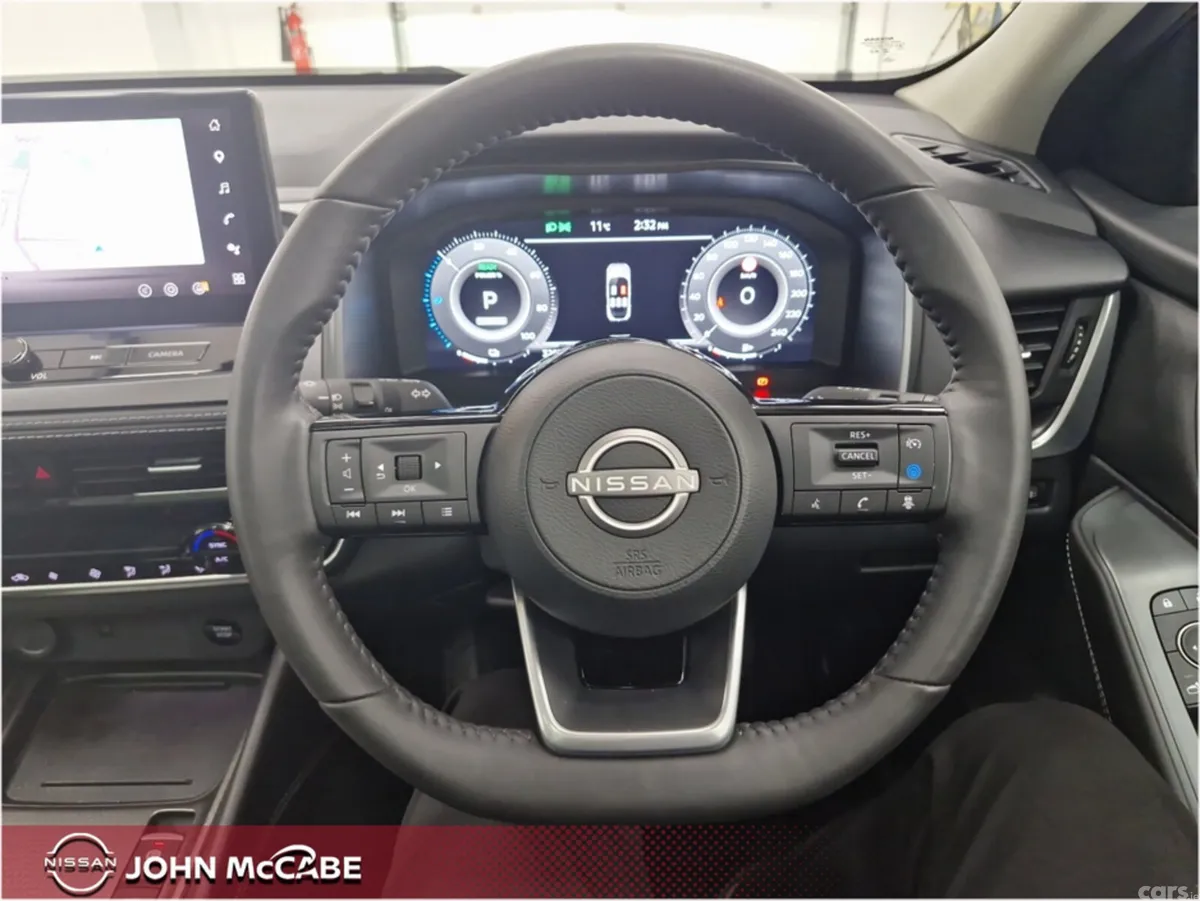 Nissan Qashqai MPV, Petrol Hybrid, 2026, Red
