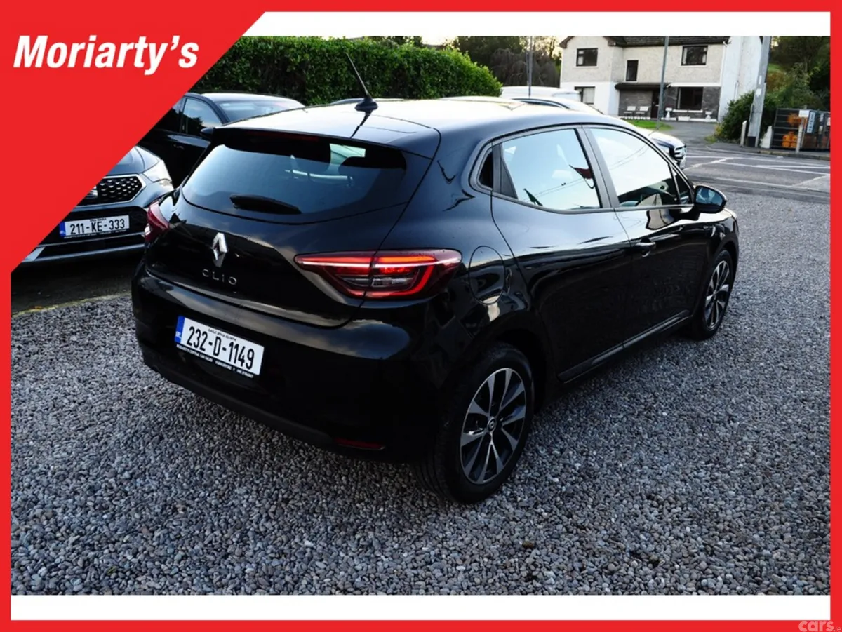 Renault Clio Hatchback, Petrol, 2023, Black