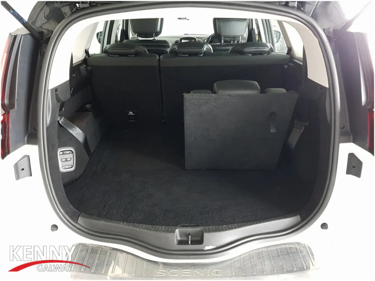 Renault Grand Scenic Hatchback, Diesel, 2017, White