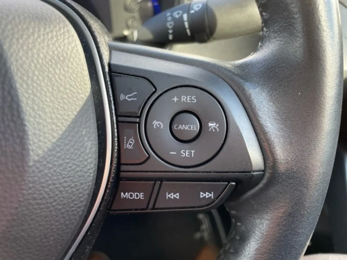 Toyota Corolla Saloon, Petrol Hybrid, 2021, Grey