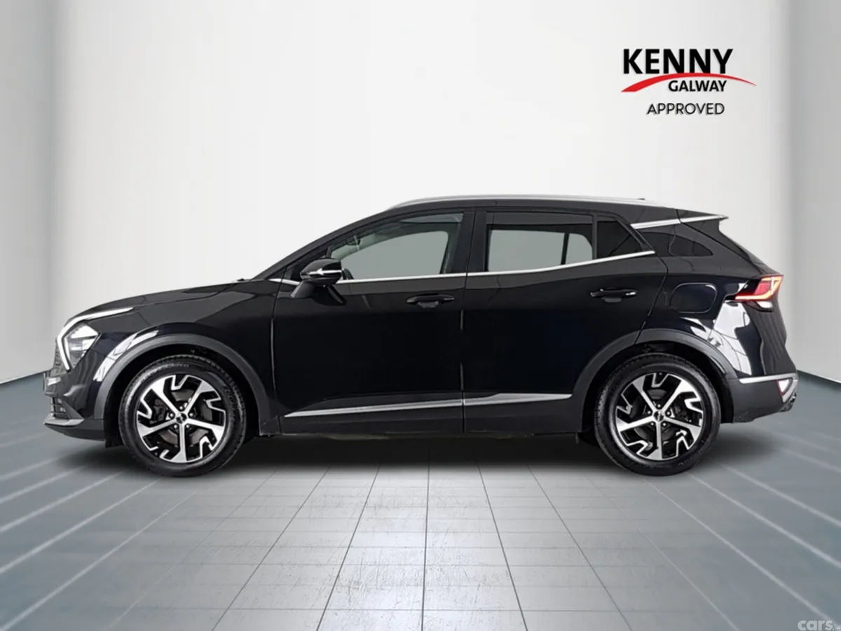 Kia Sportage MPV, Diesel, 2022, Black