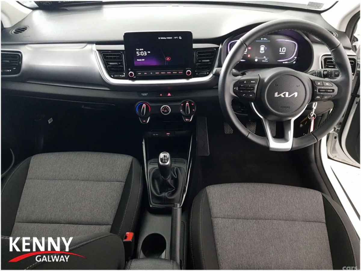 Kia Stonic SUV, Petrol, 2026, White