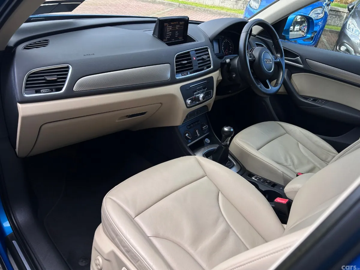 Audi Q3 SUV, Diesel, 2016, Blue