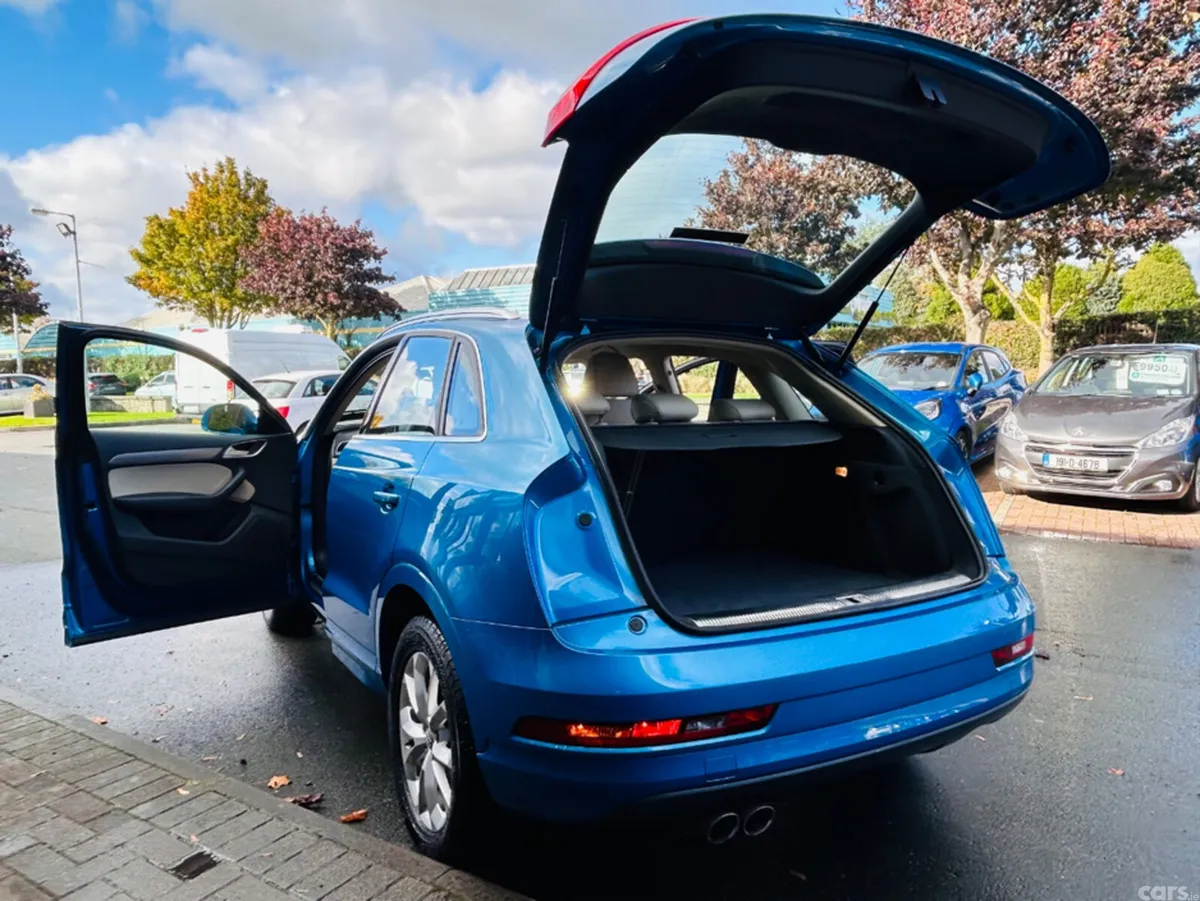 Audi Q3 SUV, Diesel, 2016, Blue