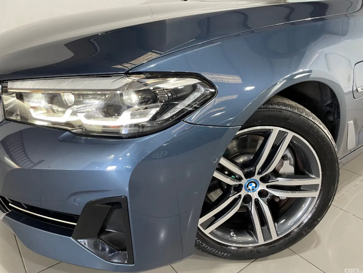 BMW 5-Series Saloon, Petrol Plug-in Hybrid, 2023, Blue