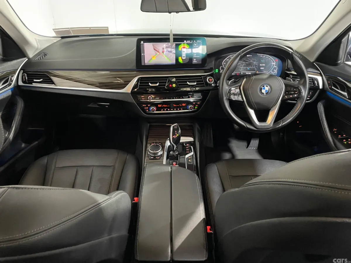 BMW 5-Series Saloon, Petrol Plug-in Hybrid, 2023, Blue