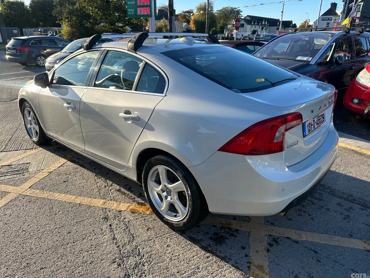 Volvo S60 Saloon, Petrol, 2013, Silver