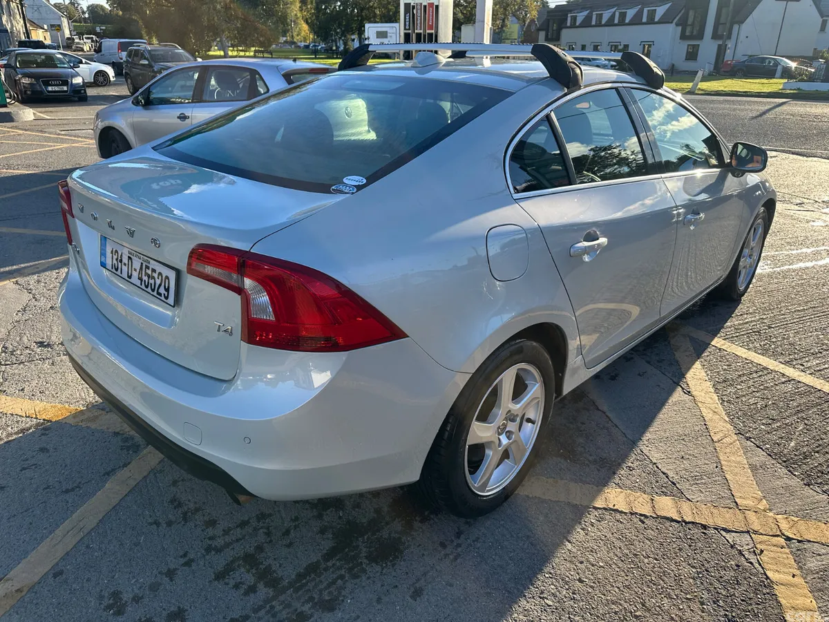 Volvo S60 Saloon, Petrol, 2013, Silver