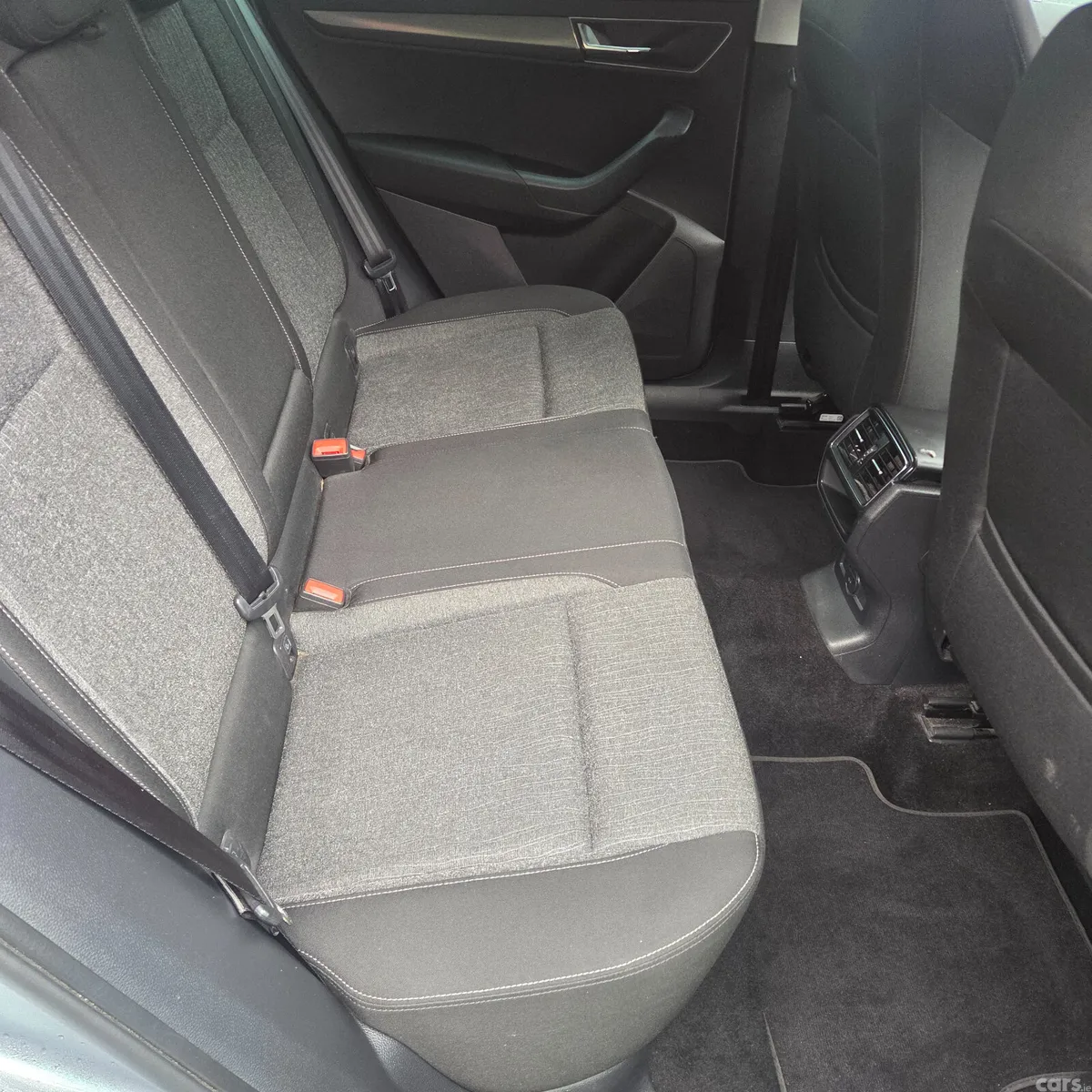 Skoda Karoq SUV, Petrol, 2021, Grey