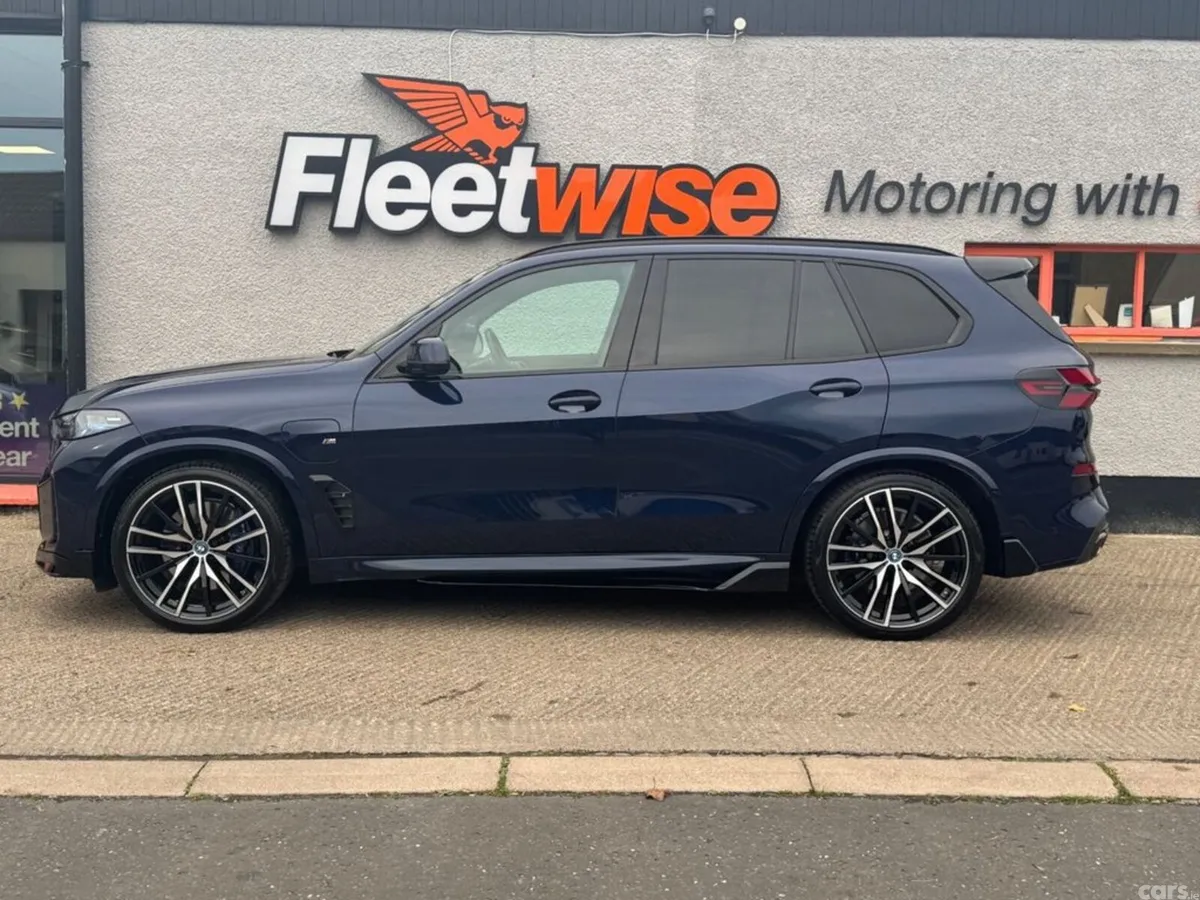 BMW X5 SUV, Petrol Hybrid, 2023, Blue