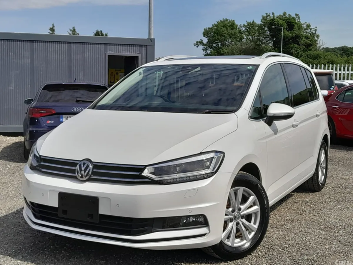 Volkswagen Touran MPV, Diesel, 2018, White
