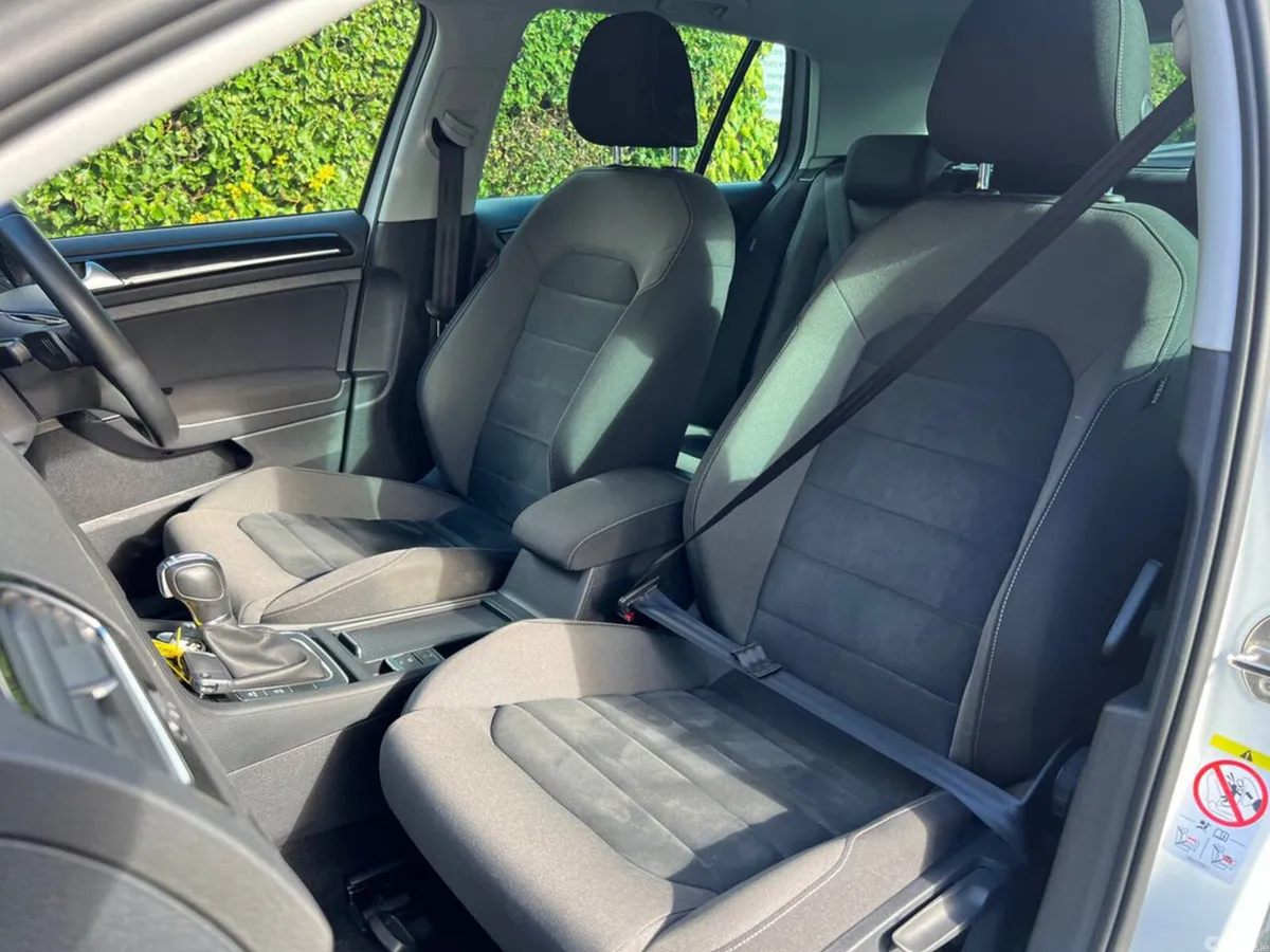 Volkswagen Golf Hatchback, Petrol, 2019, White