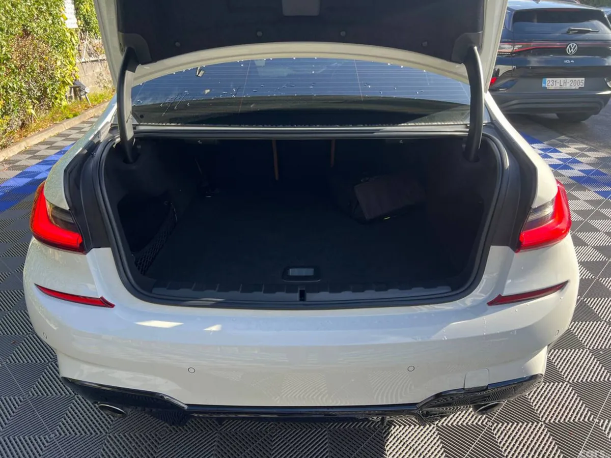 BMW 3-Series Saloon, Petrol Plug-in Hybrid, 2021, White