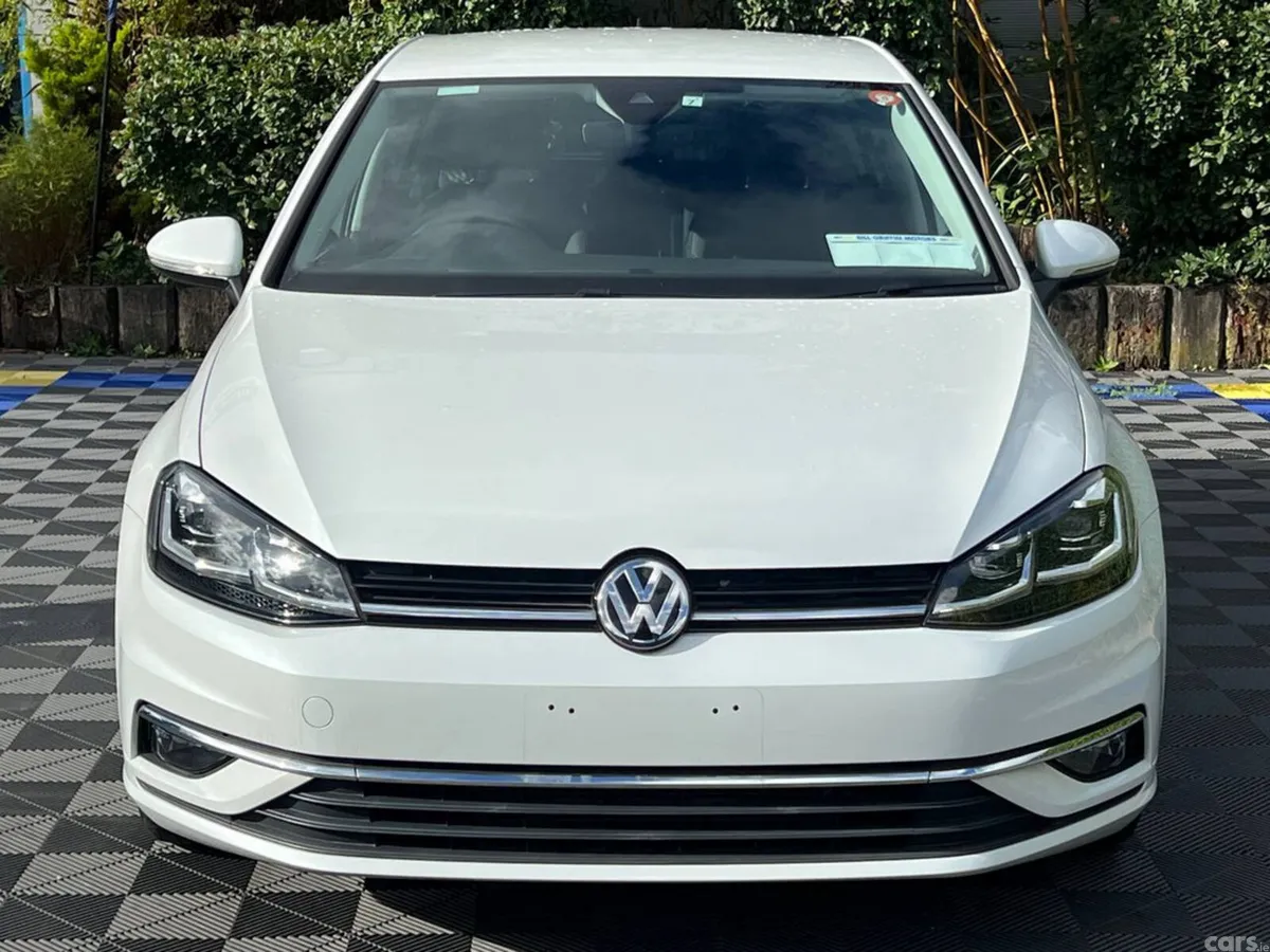Volkswagen Golf Hatchback, Petrol, 2019, White