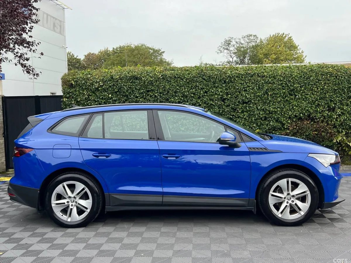Skoda Enyaq Estate, Electric, 2023, Blue