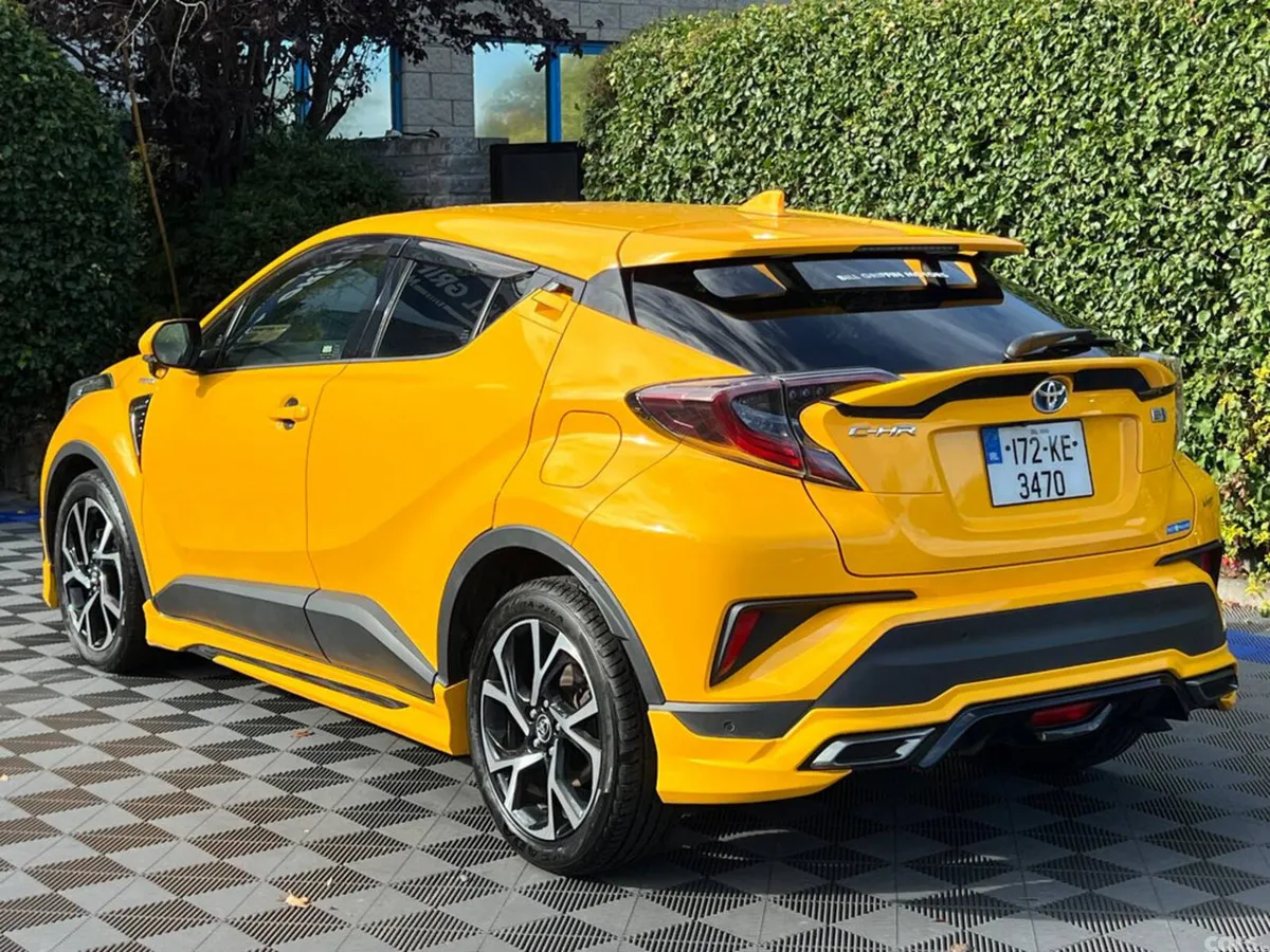 Toyota C-HR Hatchback, Petrol Hybrid, 2017, Yellow