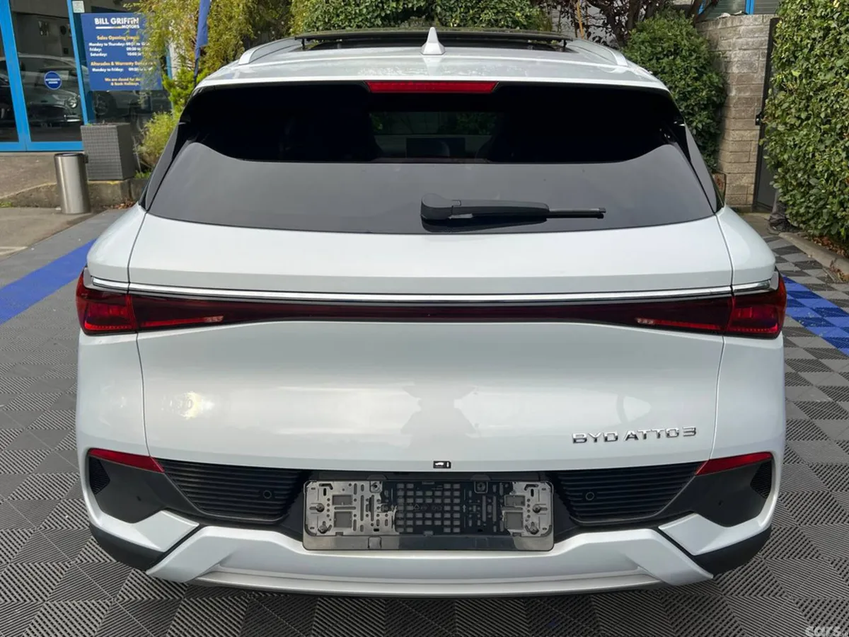BYD ATTO 3 SUV, Electric, 2025, White