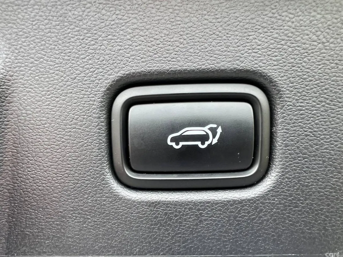 Hyundai Tucson Estate, Petrol Plug-in Hybrid, 2024, White