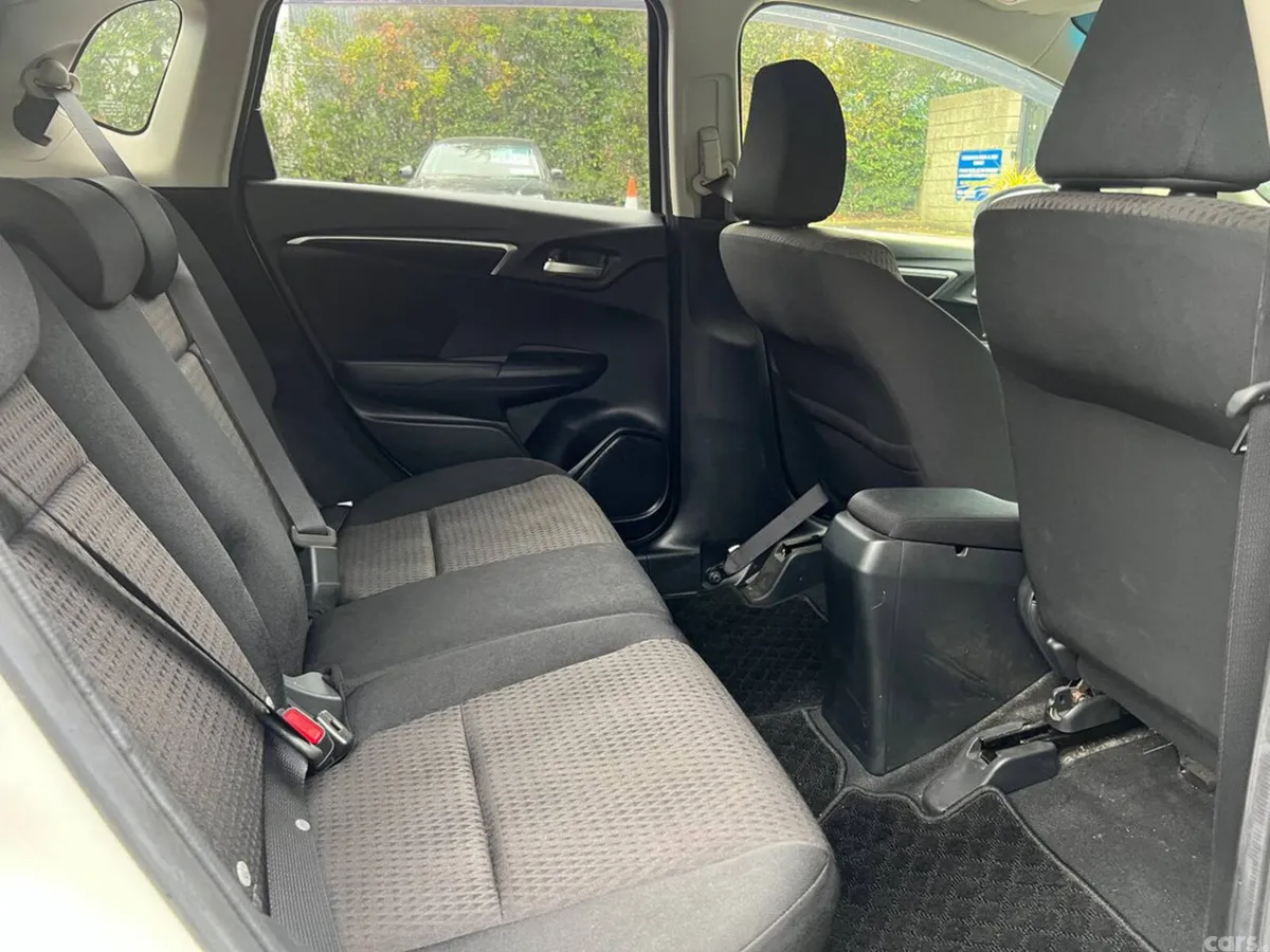 Honda Fit Hatchback, Petrol Hybrid, 2019, White