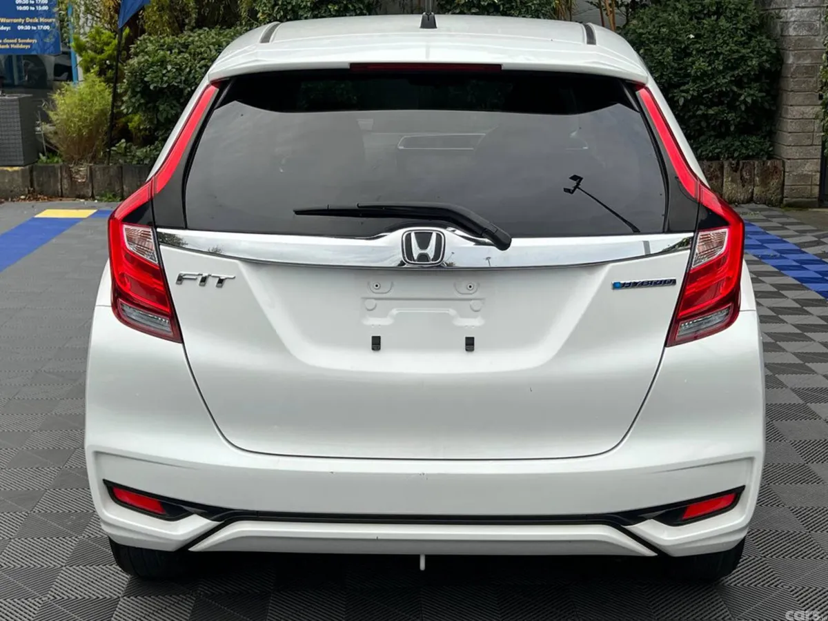 Honda Fit Hatchback, Petrol Hybrid, 2019, White