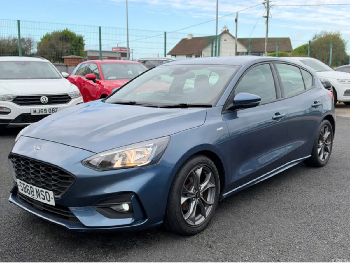 Ford Focus Hatchback, Diesel, 2019, Blue