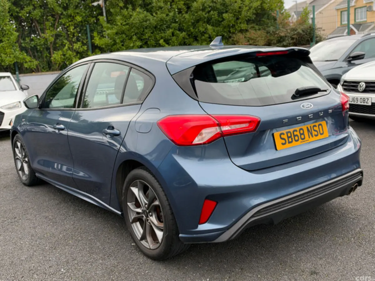 Ford Focus Hatchback, Diesel, 2019, Blue