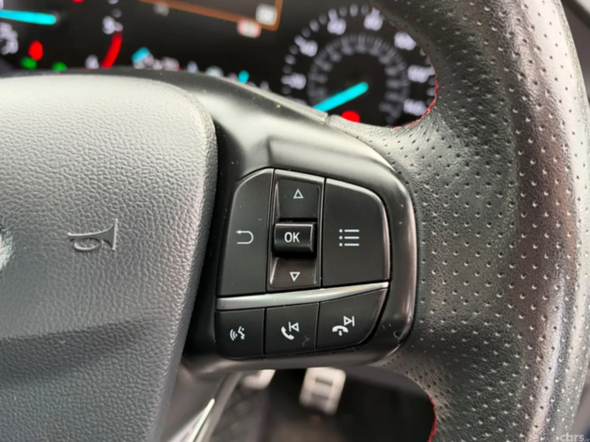 Ford Focus Hatchback, Diesel, 2019, Blue