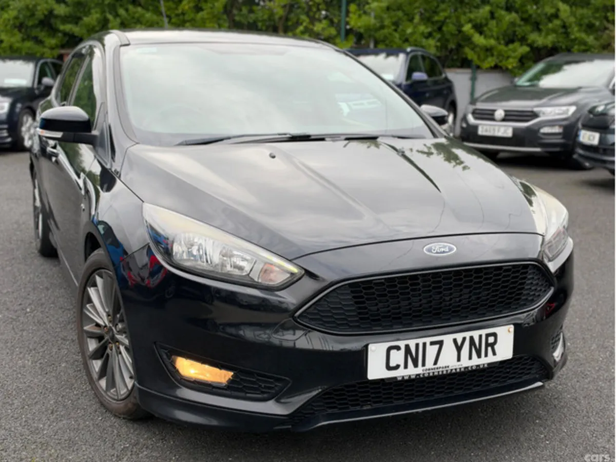 Ford Focus Hatchback, Diesel, 2017, Black