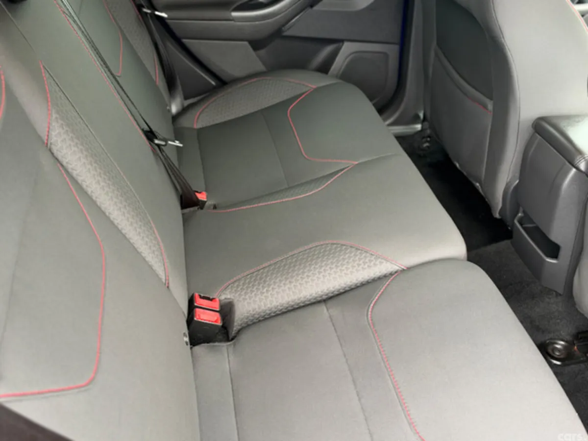 Ford Focus Hatchback, Diesel, 2016, Blue