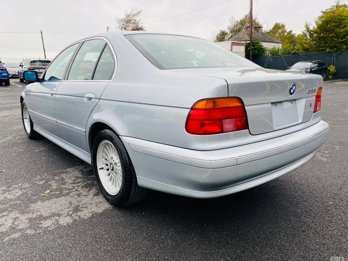 BMW 5-Series Saloon, Petrol, 1996, Silver