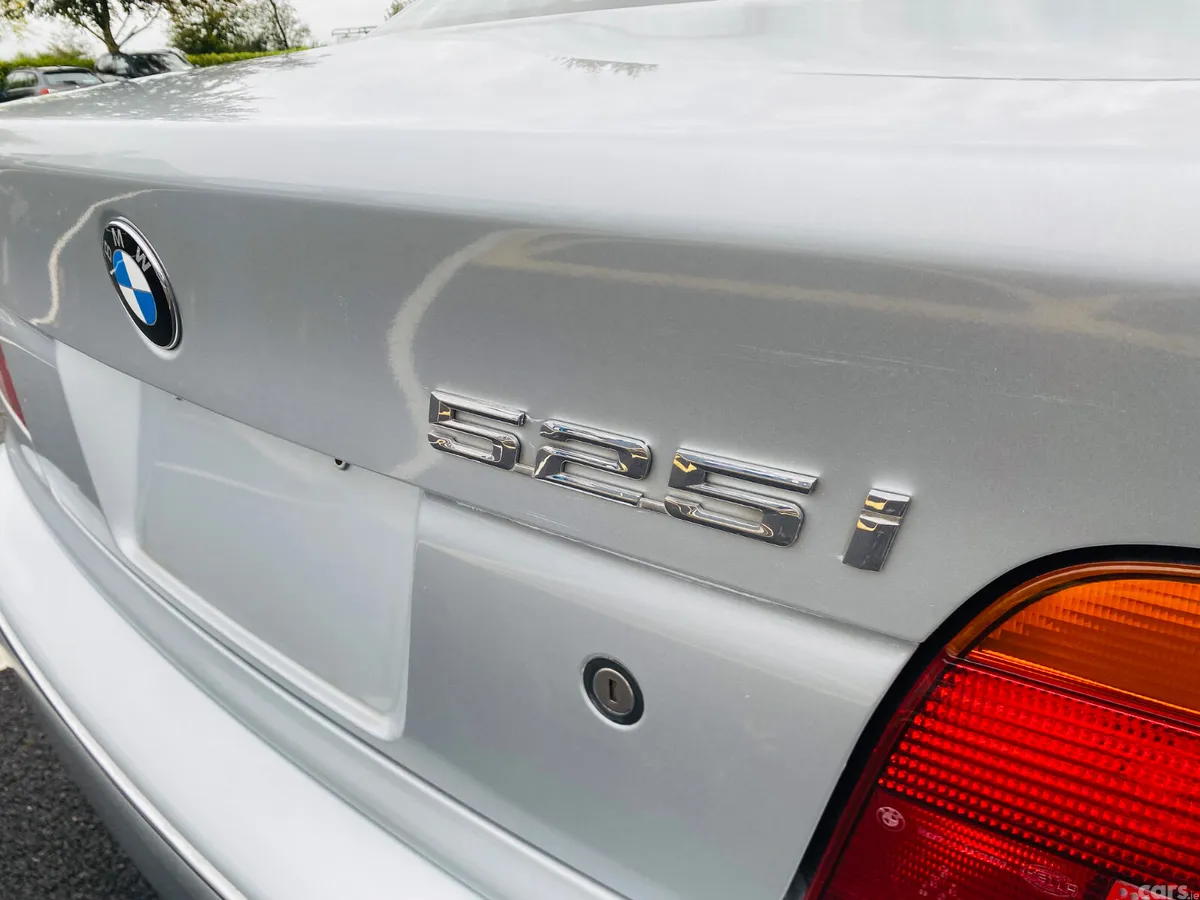 BMW 5-Series Saloon, Petrol, 1996, Silver