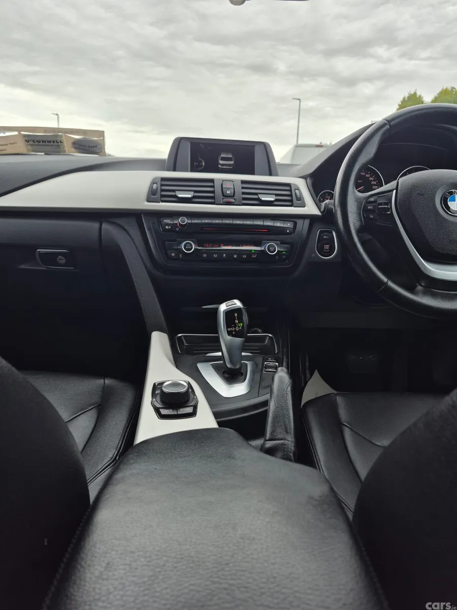 BMW 3-Series Saloon, Diesel, 2015, Black