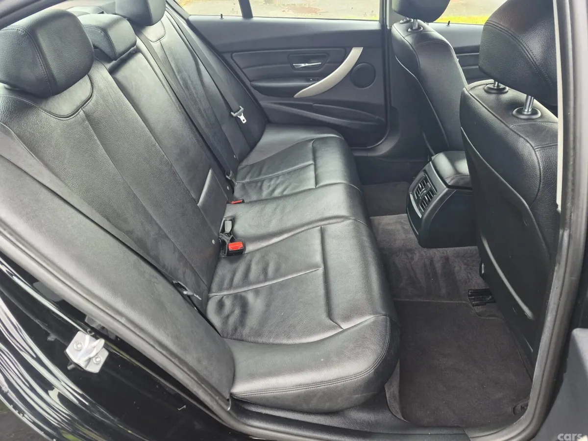 BMW 3-Series Saloon, Diesel, 2015, Black