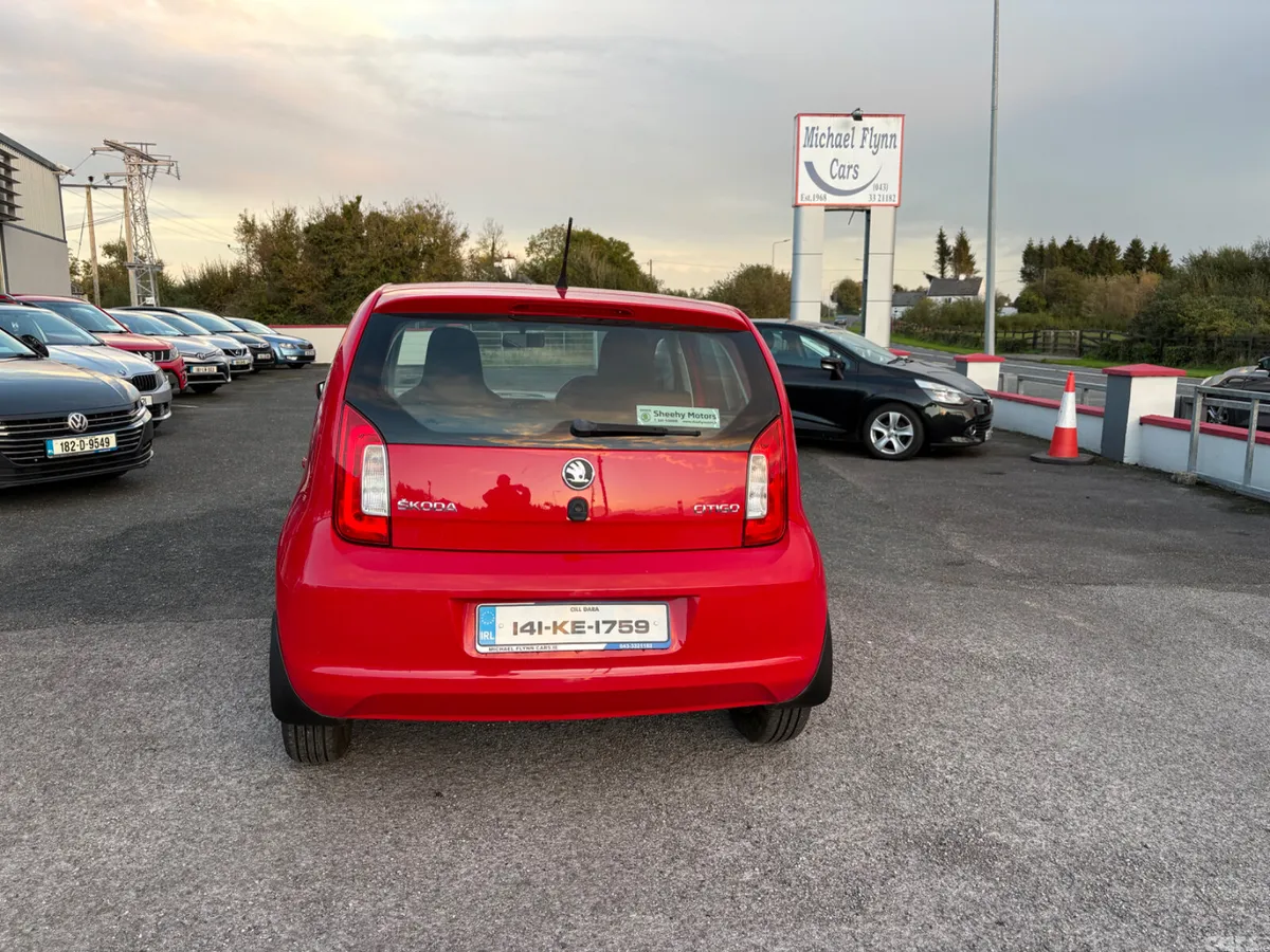 Skoda Citigo Hatchback, Petrol, 2014, Red