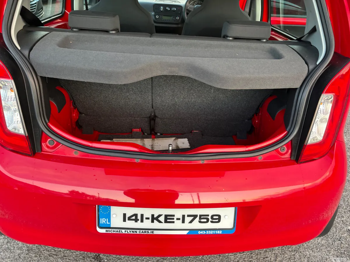 Skoda Citigo Hatchback, Petrol, 2014, Red