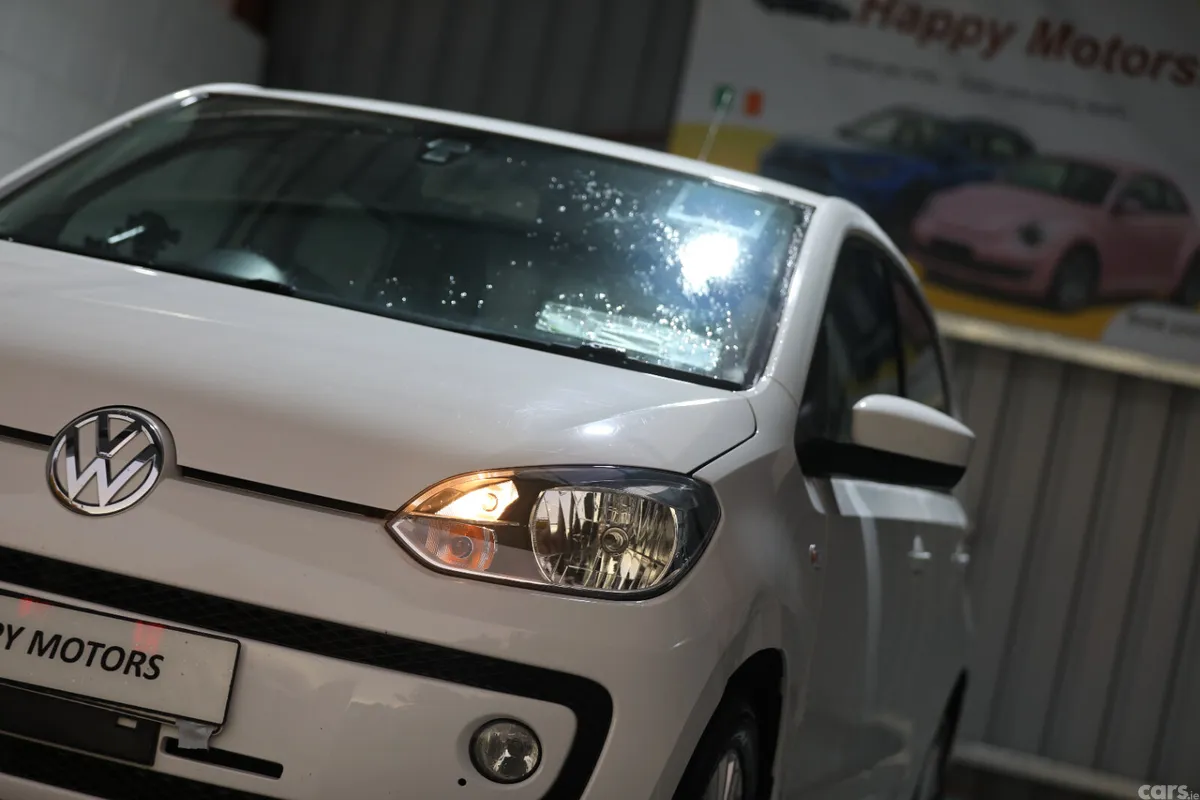 Volkswagen up! Hatchback, Petrol, 2013, White