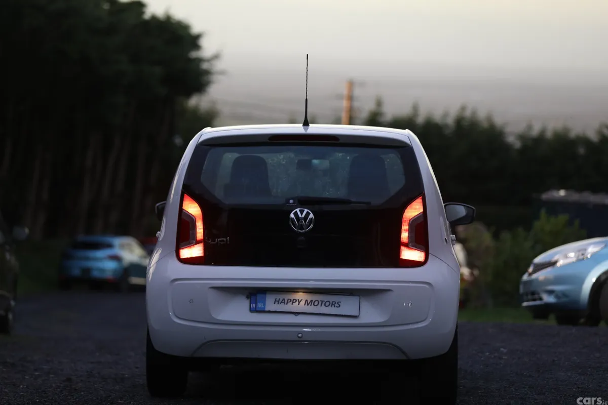 Volkswagen up! Hatchback, Petrol, 2013, White