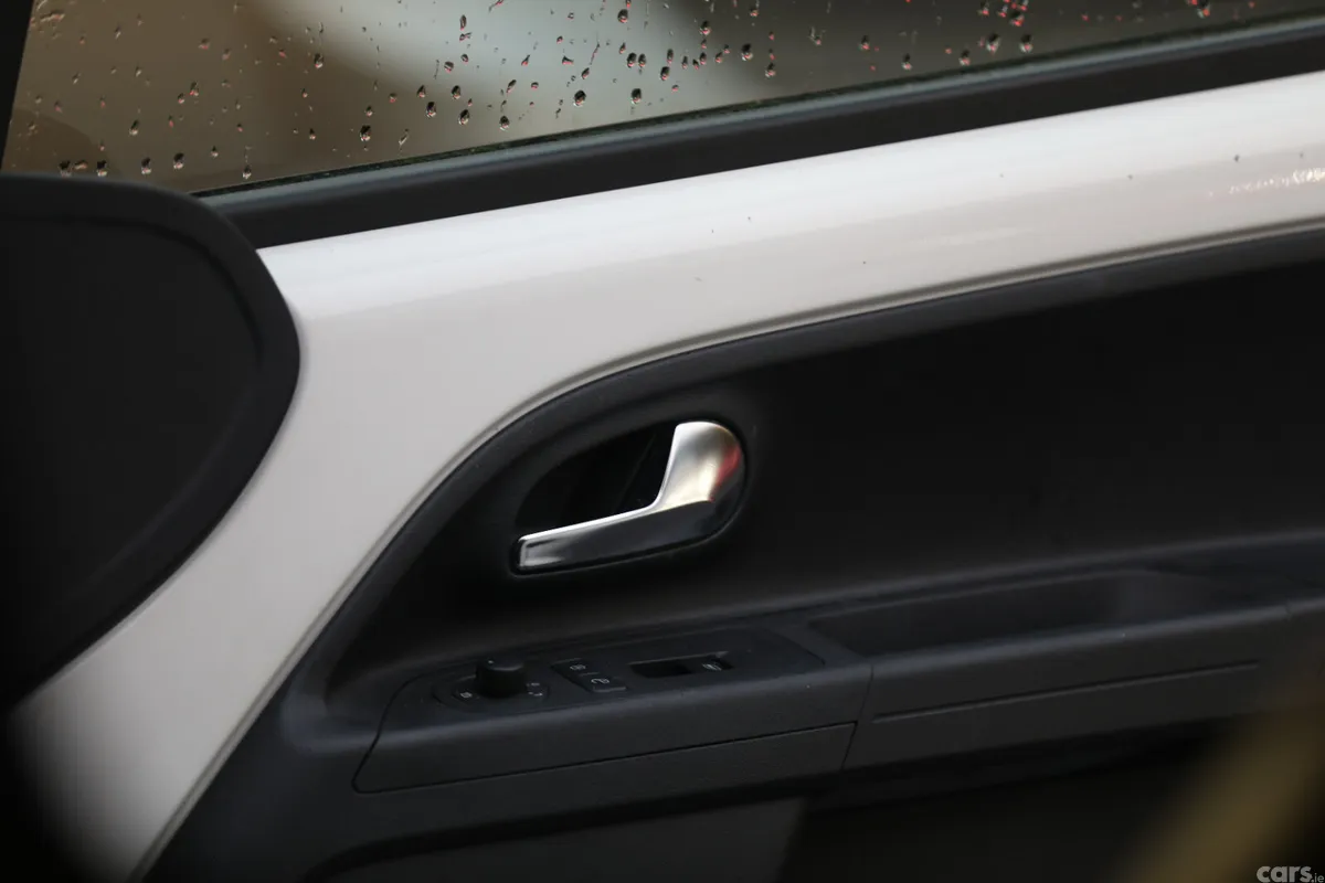 Volkswagen up! Hatchback, Petrol, 2013, White