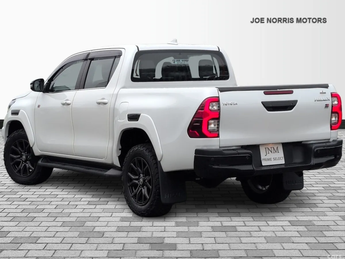 Toyota Hilux Pick Up, Diesel, 2024, White