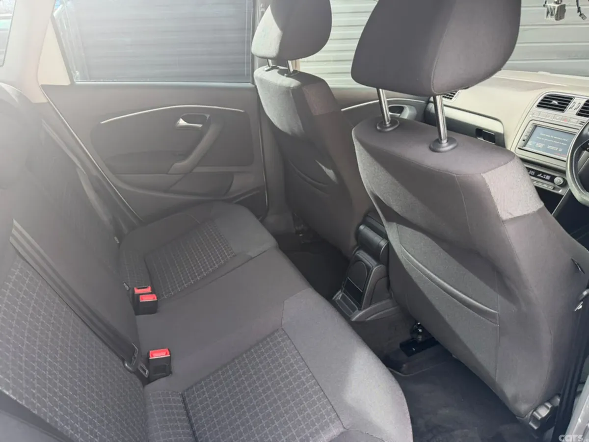 Volkswagen Polo Hatchback, Petrol, 2015, White