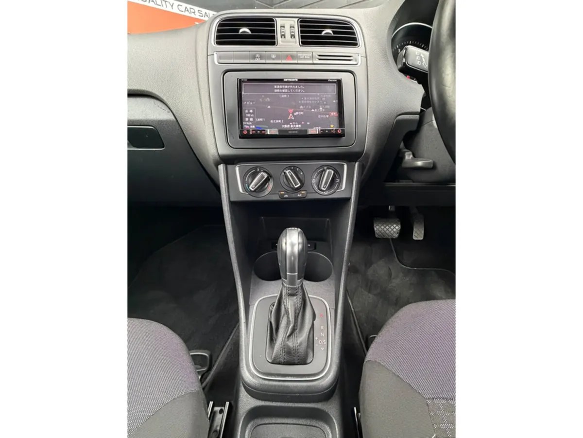 Volkswagen Polo Hatchback, Petrol, 2014, White