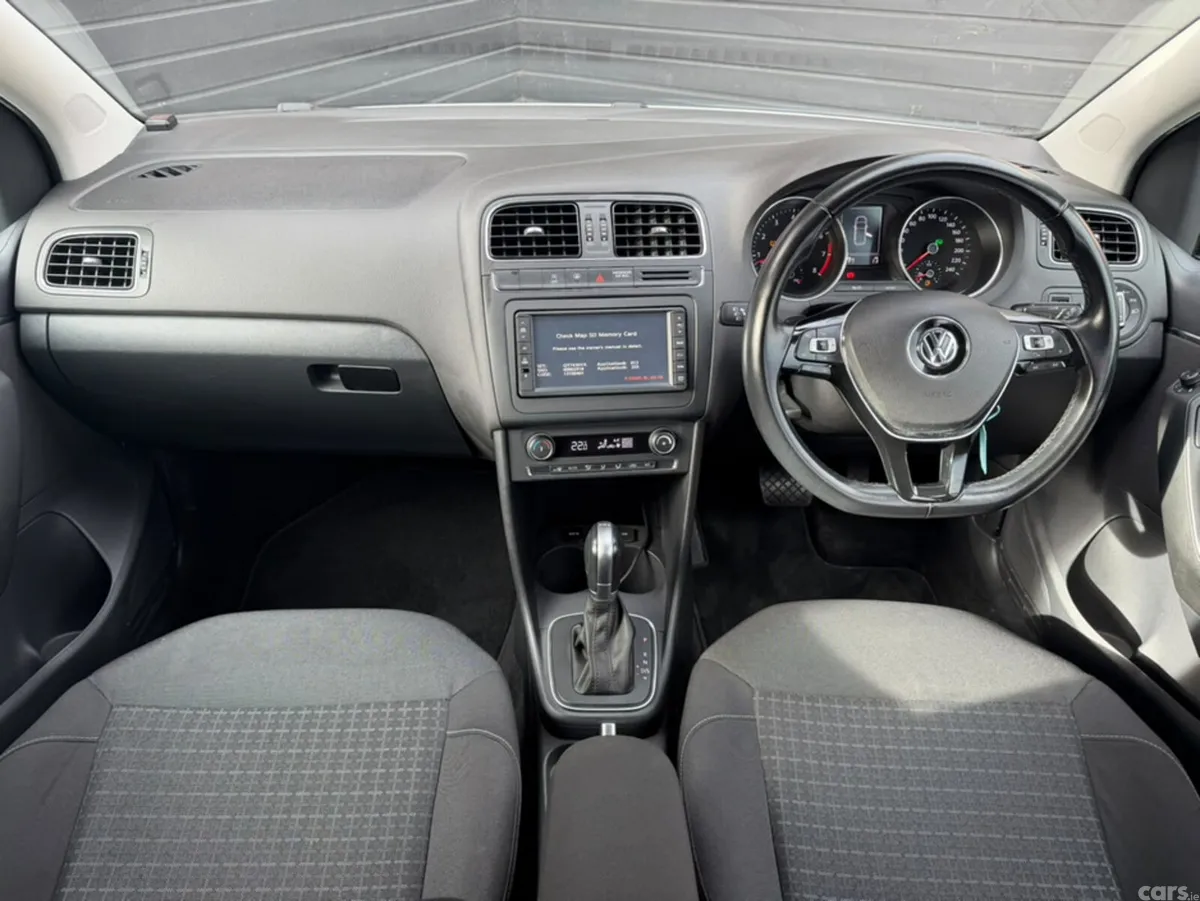 Volkswagen Polo Hatchback, Petrol, 2015, White