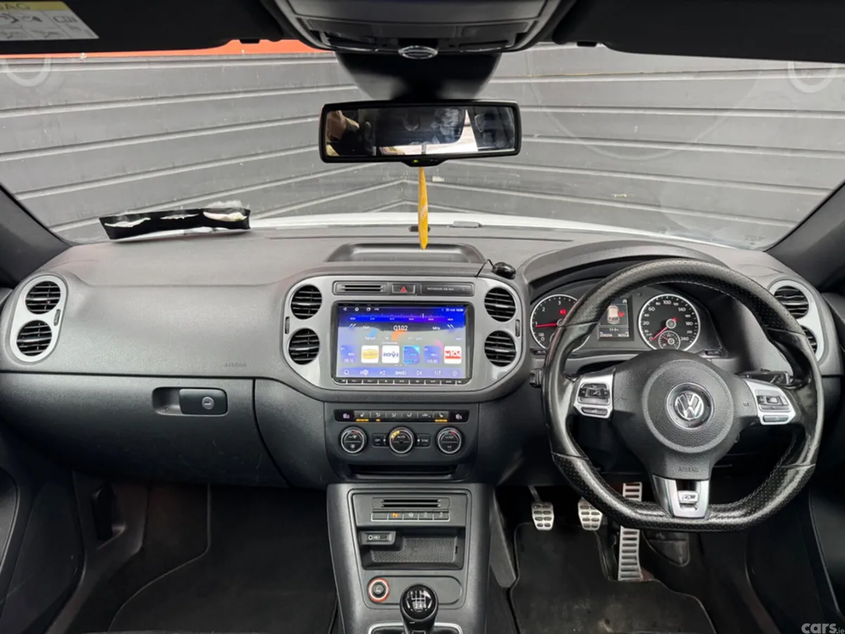 Volkswagen Tiguan SUV, Diesel, 2016, White