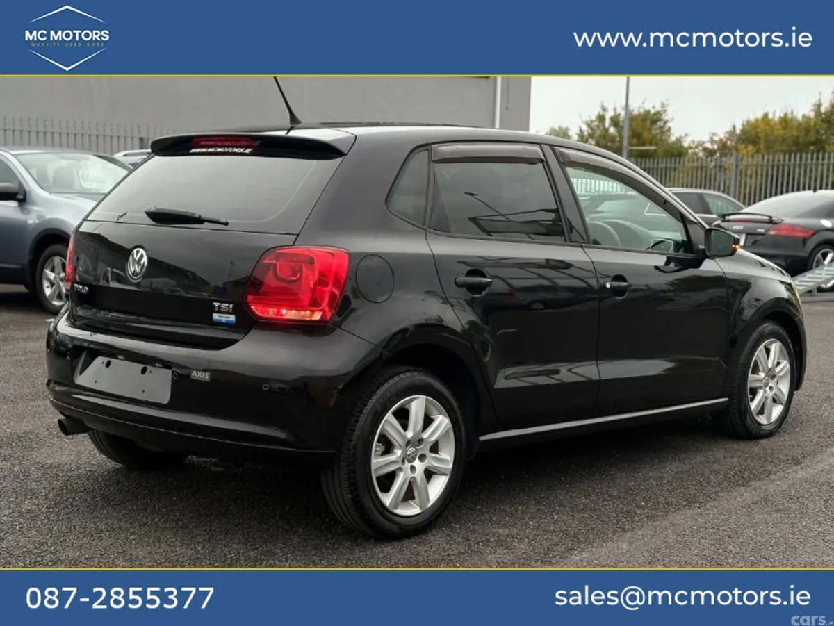 Volkswagen Polo Hatchback, Petrol, 2012, Black
