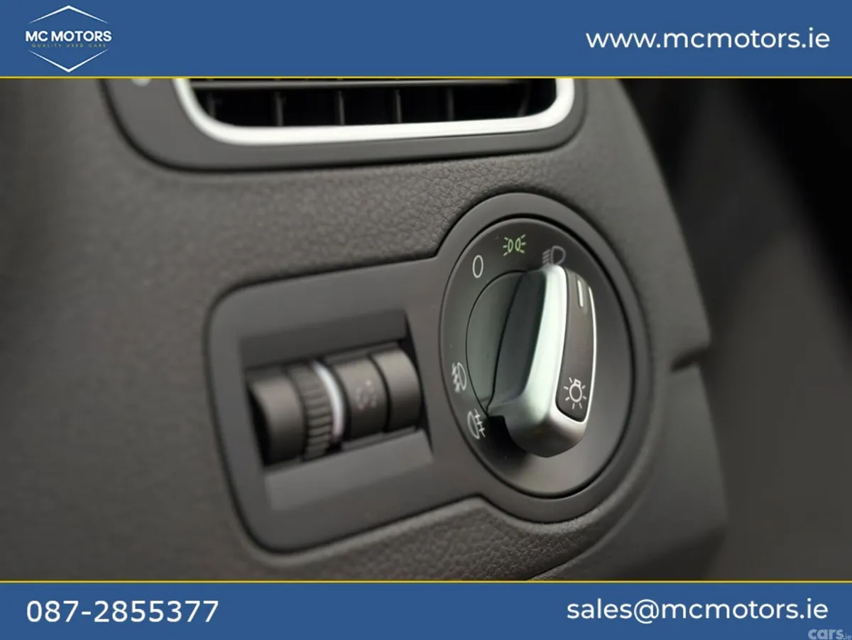 Volkswagen Polo Hatchback, Petrol, 2012, Black